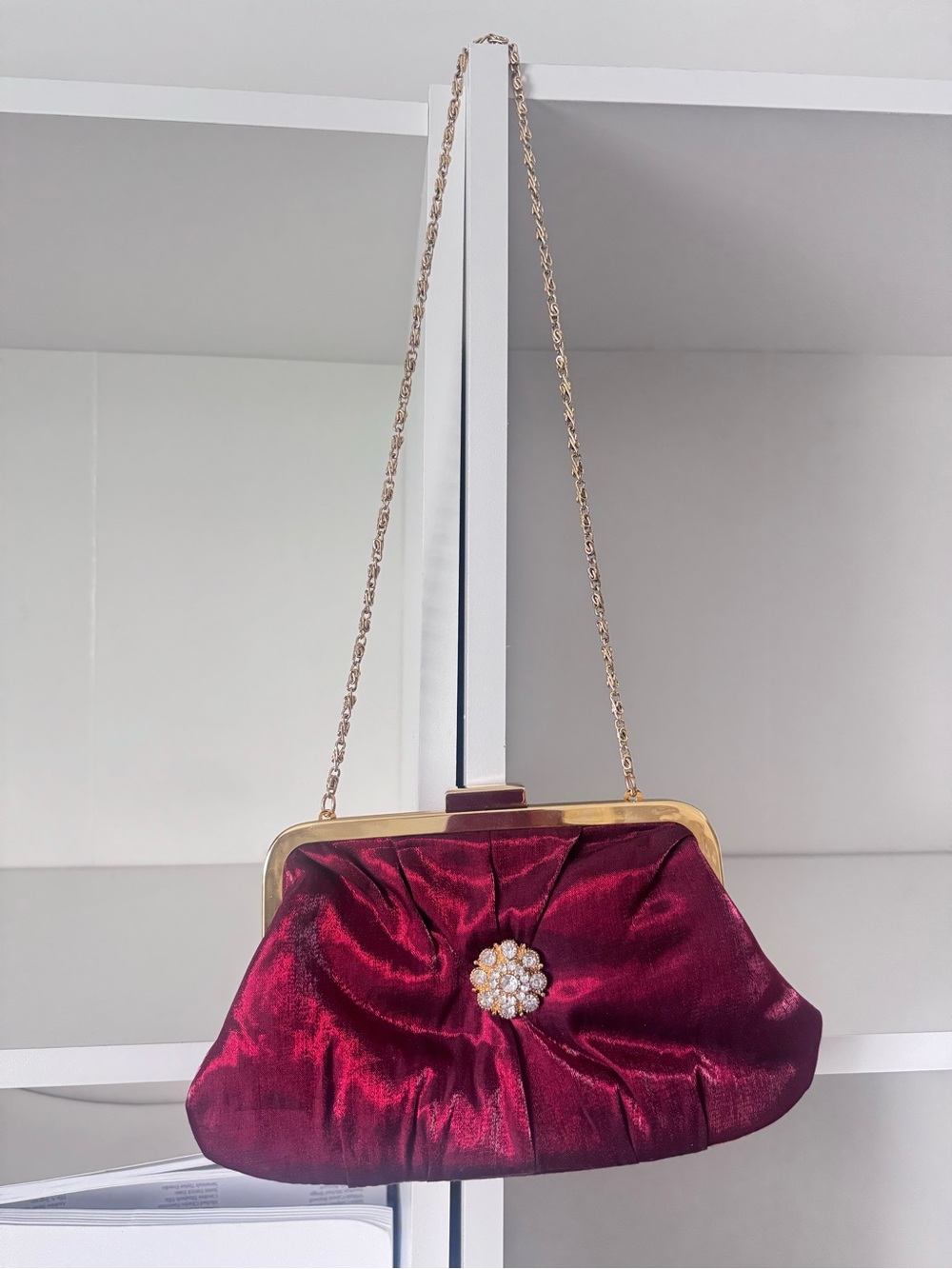 Satin Clutch Bag NWOT with Brooch & Gold Chain Strap Unbranded- Burgundy
